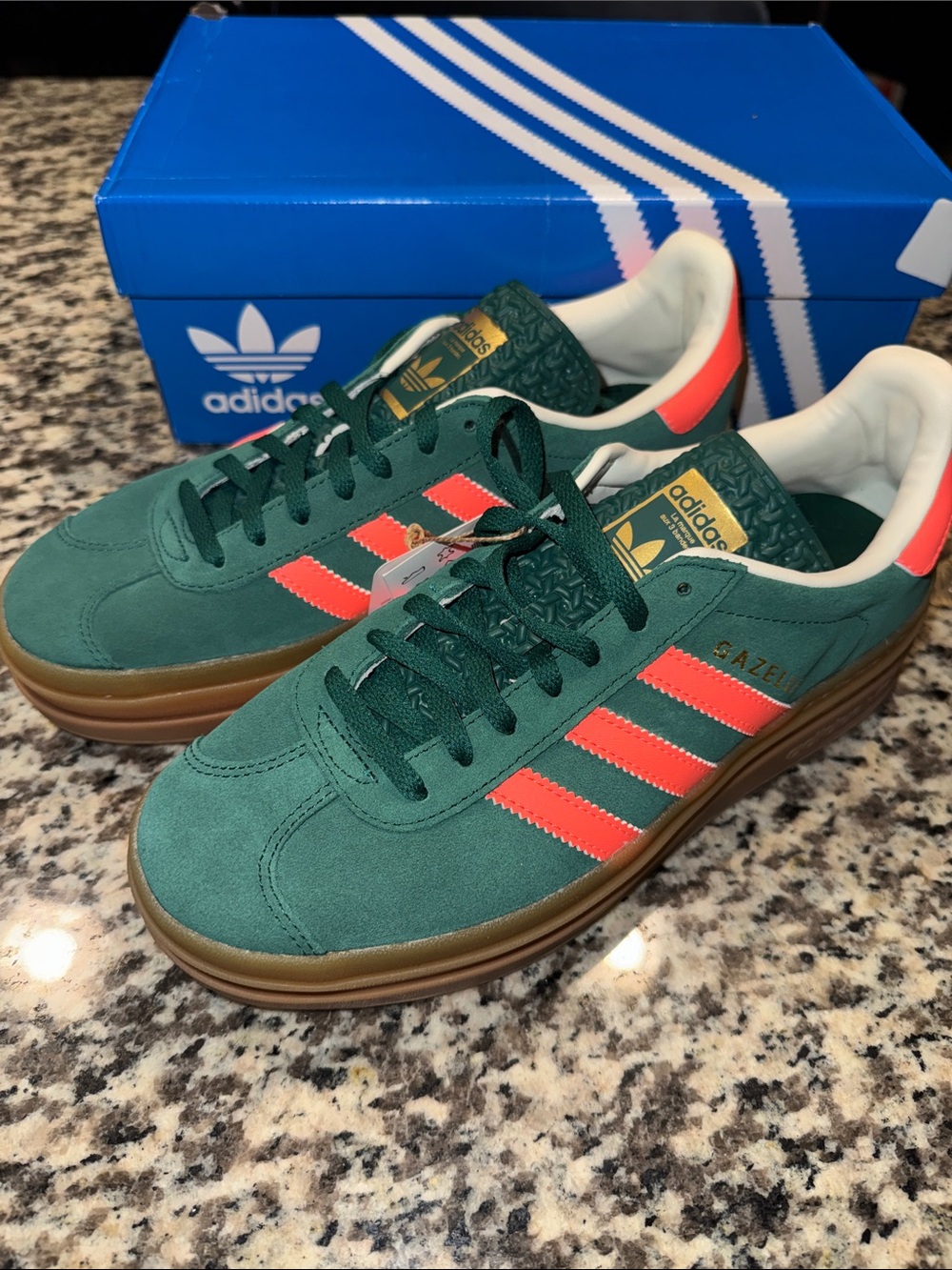 🆕 adidas Bold Triple Stack Gazelle Kids Green Suede w Orange Sneakers. 7. NWT!🔥🔥
